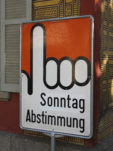 2008-10-Schweiz-Sonntag-Abstimmung-050